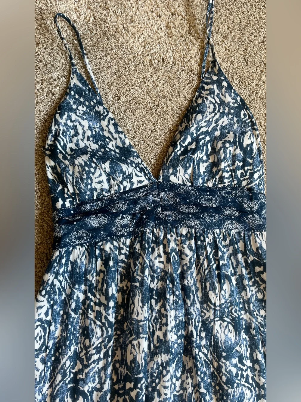 Abercrombie & Fitch Bra-Free Tiered Flowey Tie Back Maxi Dress Blue&white